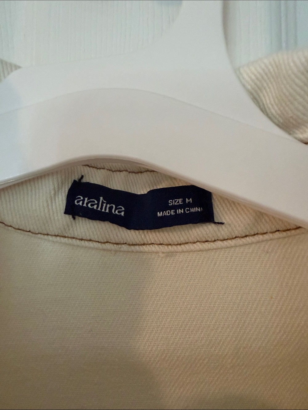 Women's Cream Button-Front Puff Sleeve denim Shirt Jacket image 2